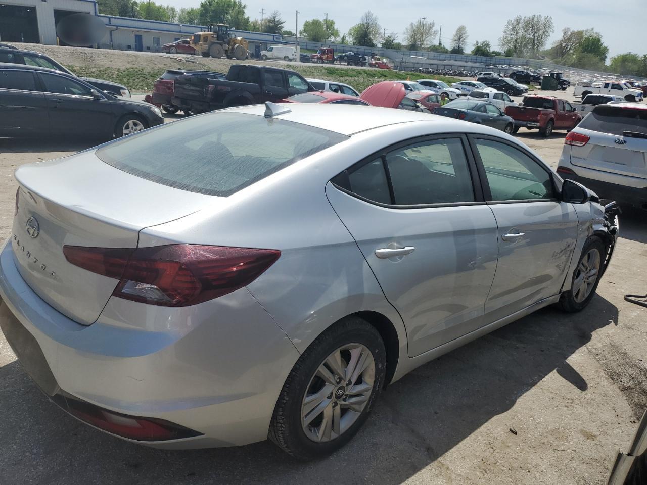 Photo 2 VIN: 5NPD84LF9LH533568 - HYUNDAI ELANTRA 