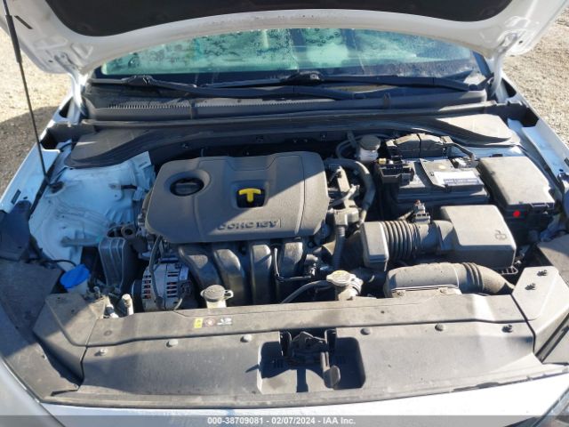 Photo 9 VIN: 5NPD84LF9LH538110 - HYUNDAI ELANTRA 