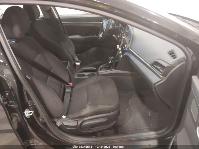 Photo 4 VIN: 5NPD84LF9LH568417 - HYUNDAI ELANTRA 