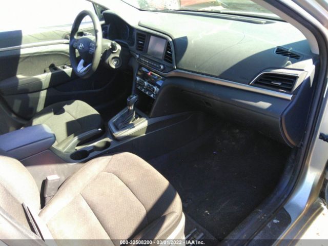 Photo 4 VIN: 5NPD84LF9LH591731 - HYUNDAI ELANTRA 