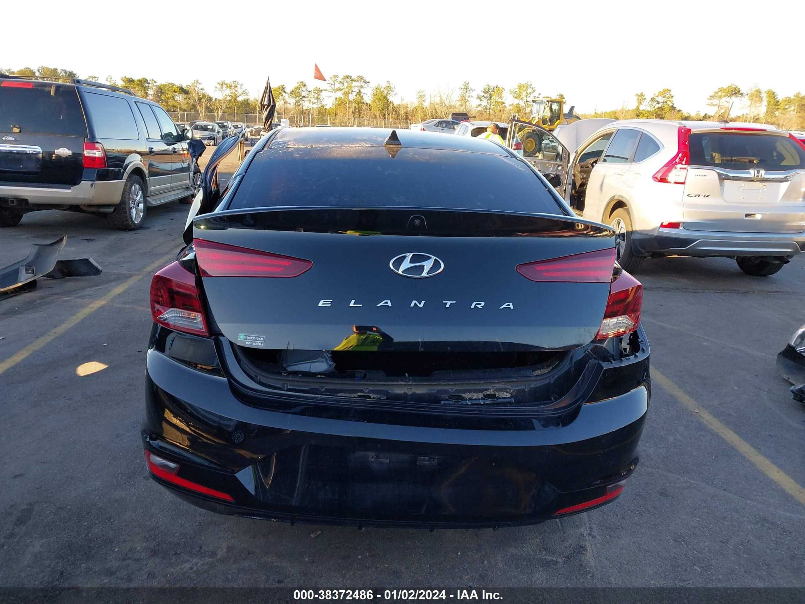 Photo 15 VIN: 5NPD84LF9LH624825 - HYUNDAI ELANTRA 