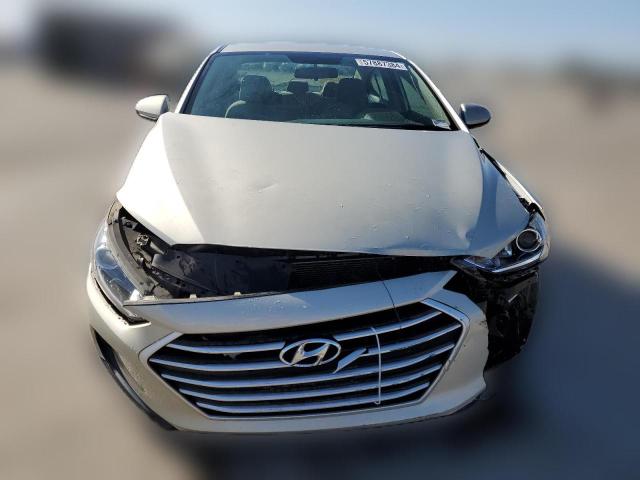 Photo 4 VIN: 5NPD84LFXHH000281 - HYUNDAI ELANTRA 