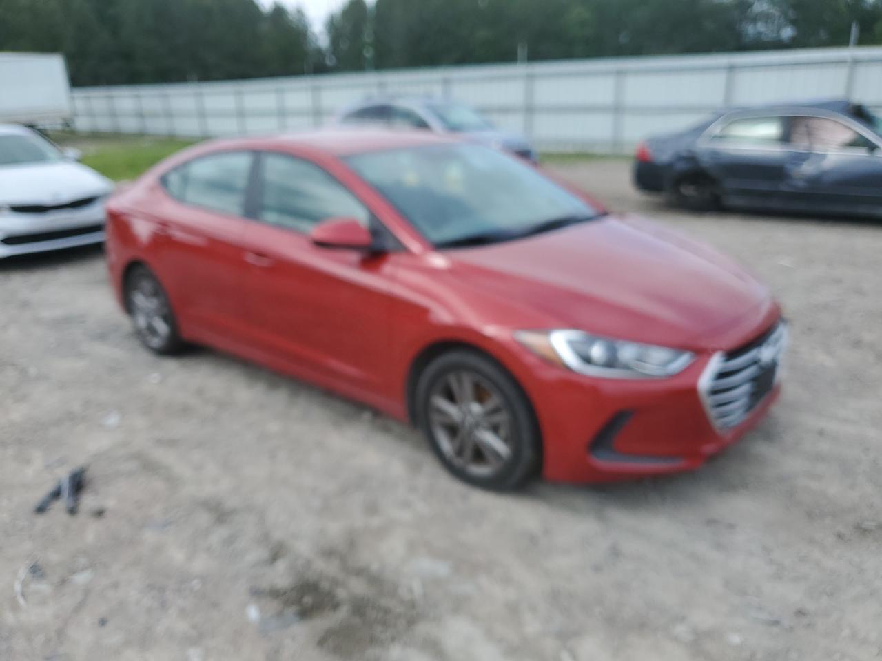 Photo 3 VIN: 5NPD84LFXHH002807 - HYUNDAI ELANTRA 