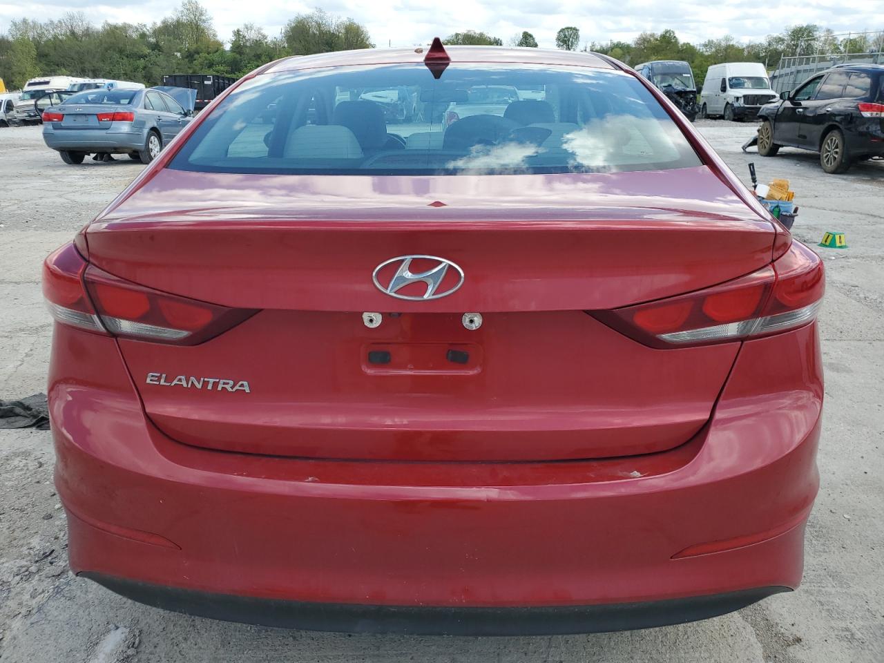 Photo 5 VIN: 5NPD84LFXHH003312 - HYUNDAI ELANTRA 