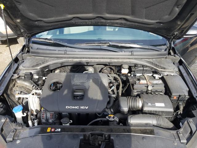 Photo 6 VIN: 5NPD84LFXHH014584 - HYUNDAI ELANTRA SE 