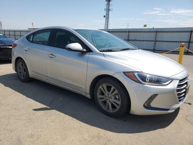 Photo 3 VIN: 5NPD84LFXHH017808 - HYUNDAI ELANTRA 