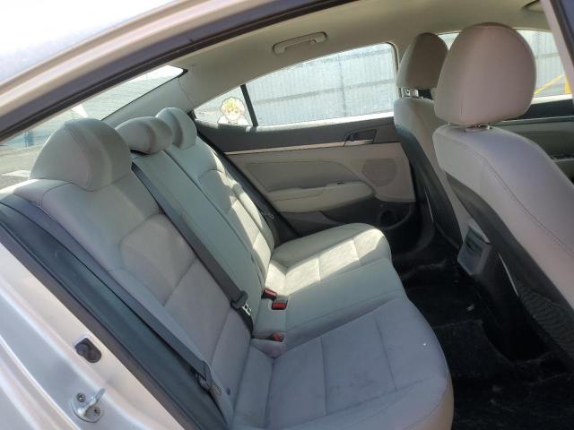 Photo 9 VIN: 5NPD84LFXHH017808 - HYUNDAI ELANTRA 