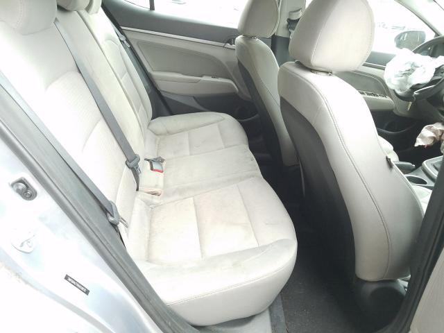 Photo 5 VIN: 5NPD84LFXHH018876 - HYUNDAI ELANTRA SE 