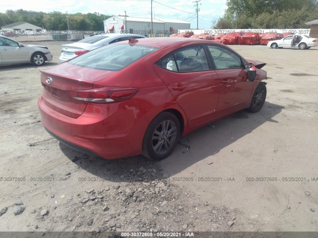 Photo 3 VIN: 5NPD84LFXHH020529 - HYUNDAI ELANTRA 