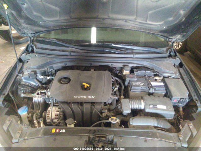 Photo 9 VIN: 5NPD84LFXHH035127 - HYUNDAI ELANTRA 