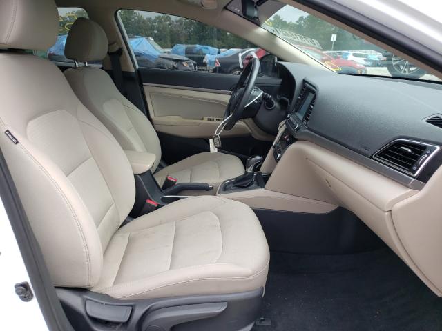 Photo 4 VIN: 5NPD84LFXHH040327 - HYUNDAI ELANTRA SE 