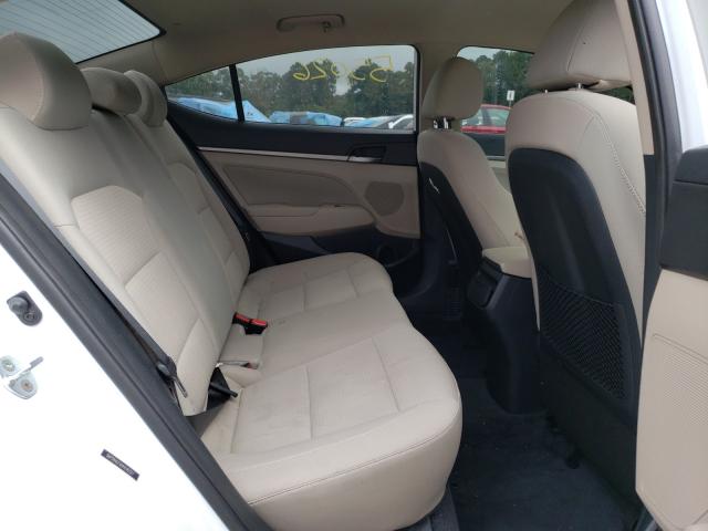 Photo 5 VIN: 5NPD84LFXHH040327 - HYUNDAI ELANTRA SE 