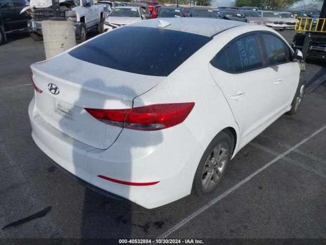 Photo 3 VIN: 5NPD84LFXHH045155 - HYUNDAI ELANTRA 