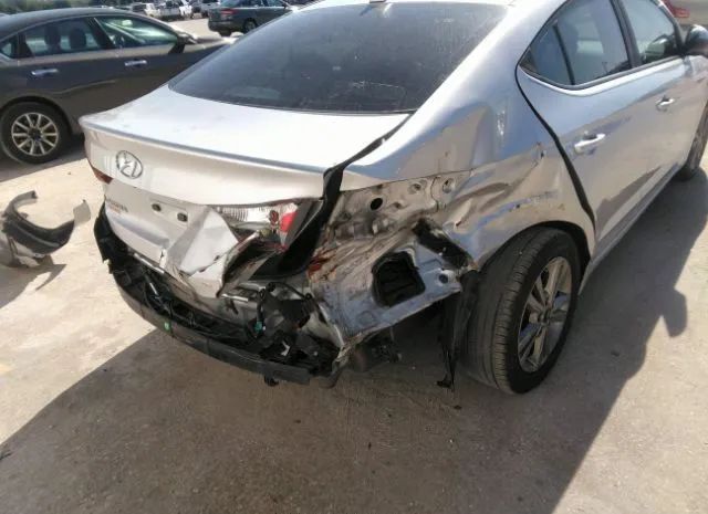 Photo 5 VIN: 5NPD84LFXHH045835 - HYUNDAI ELANTRA 