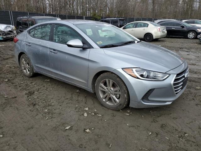 Photo 3 VIN: 5NPD84LFXHH057497 - HYUNDAI ELANTRA 