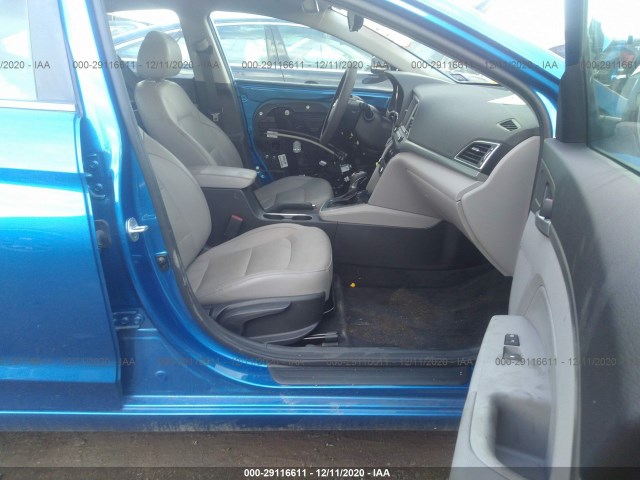 Photo 4 VIN: 5NPD84LFXHH059573 - HYUNDAI ELANTRA 