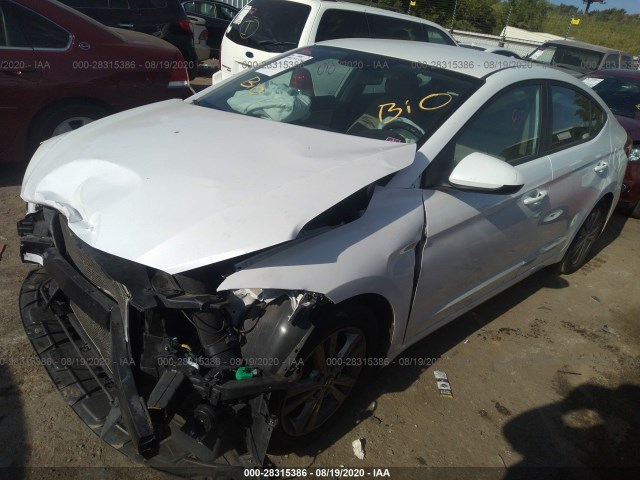 Photo 1 VIN: 5NPD84LFXHH072677 - HYUNDAI ELANTRA 