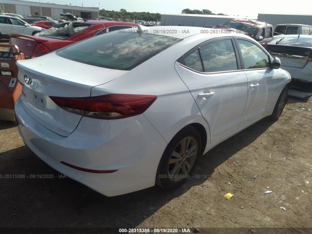 Photo 3 VIN: 5NPD84LFXHH072677 - HYUNDAI ELANTRA 