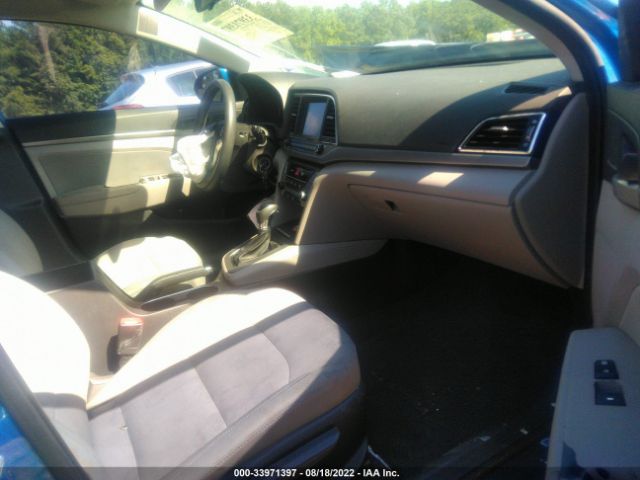 Photo 4 VIN: 5NPD84LFXHH082786 - HYUNDAI ELANTRA 