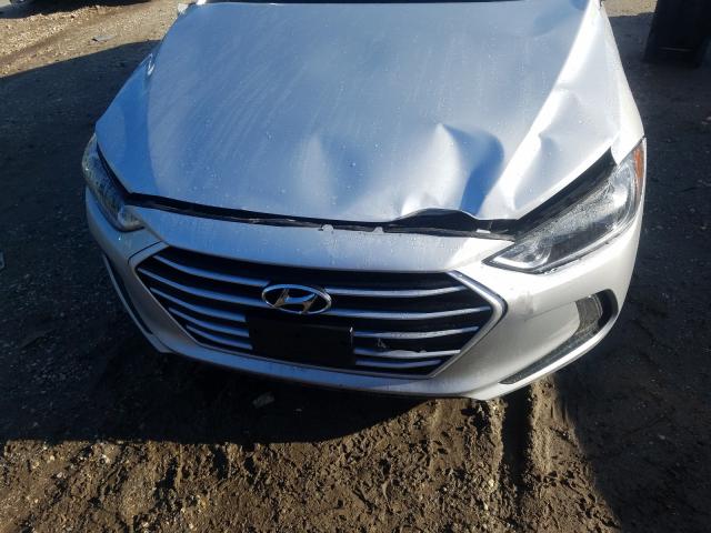 Photo 8 VIN: 5NPD84LFXHH092850 - HYUNDAI ELANTRA 