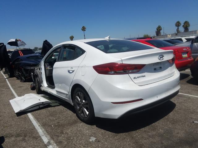 Photo 2 VIN: 5NPD84LFXHH094369 - HYUNDAI ELANTRA SE 