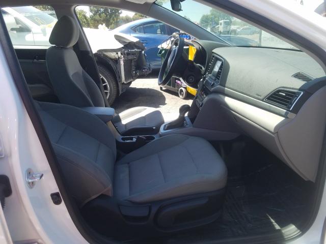 Photo 4 VIN: 5NPD84LFXHH094369 - HYUNDAI ELANTRA SE 