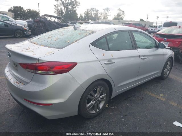 Photo 3 VIN: 5NPD84LFXHH096476 - HYUNDAI ELANTRA 