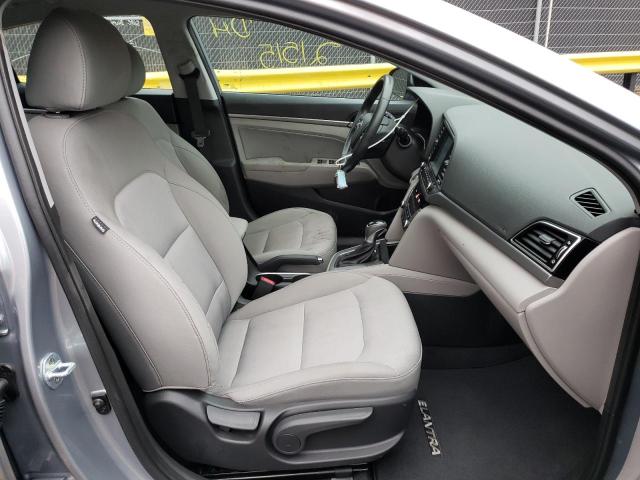 Photo 4 VIN: 5NPD84LFXHH098132 - HYUNDAI ELANTRA SE 