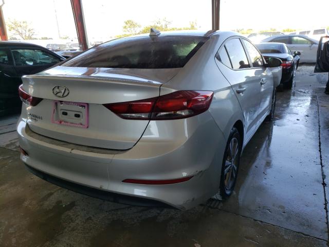 Photo 3 VIN: 5NPD84LFXHH106116 - HYUNDAI ELANTRA SE 