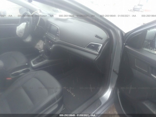 Photo 4 VIN: 5NPD84LFXHH106763 - HYUNDAI ELANTRA 