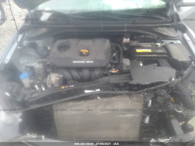 Photo 9 VIN: 5NPD84LFXHH106763 - HYUNDAI ELANTRA 