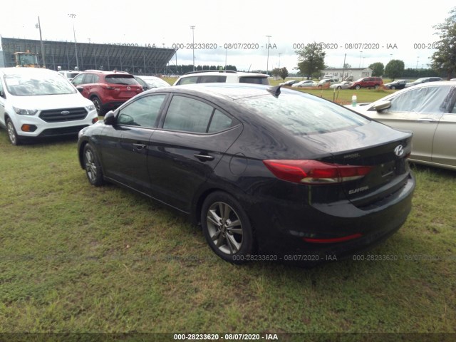 Photo 2 VIN: 5NPD84LFXHH107380 - HYUNDAI ELANTRA 