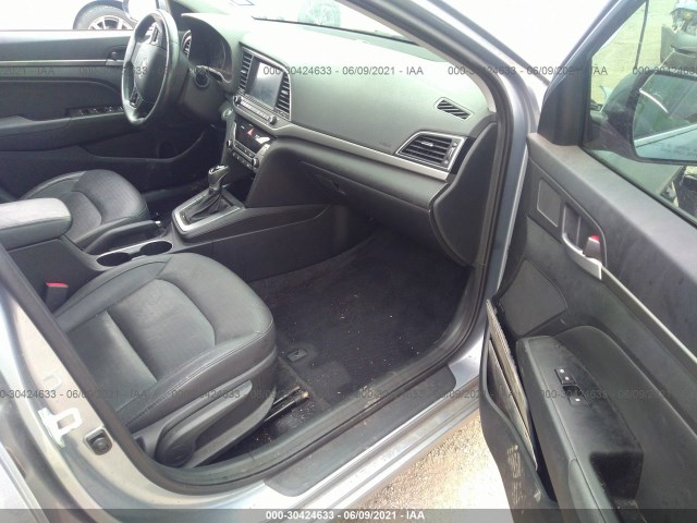 Photo 4 VIN: 5NPD84LFXHH108965 - HYUNDAI ELANTRA 