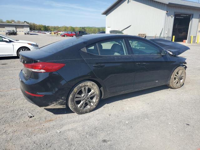 Photo 2 VIN: 5NPD84LFXHH122378 - HYUNDAI ELANTRA 