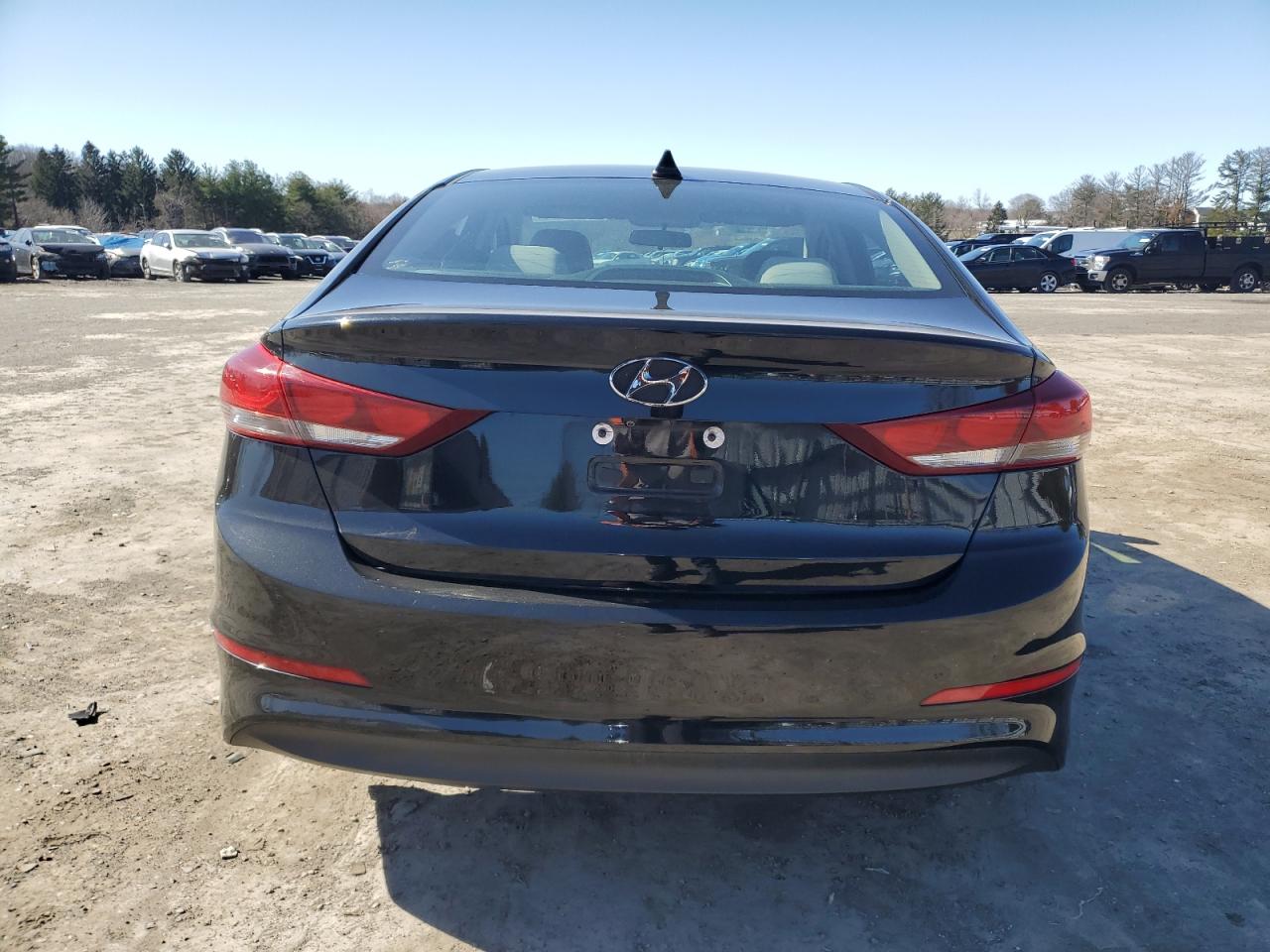 Photo 5 VIN: 5NPD84LFXHH131937 - HYUNDAI ELANTRA 