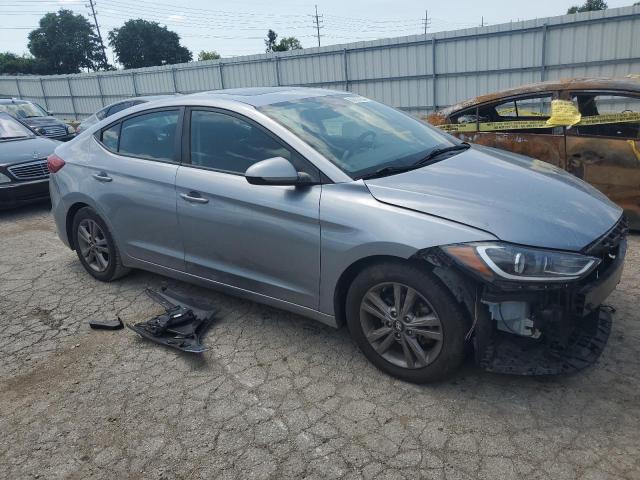 Photo 3 VIN: 5NPD84LFXHH132313 - HYUNDAI ELANTRA SE 