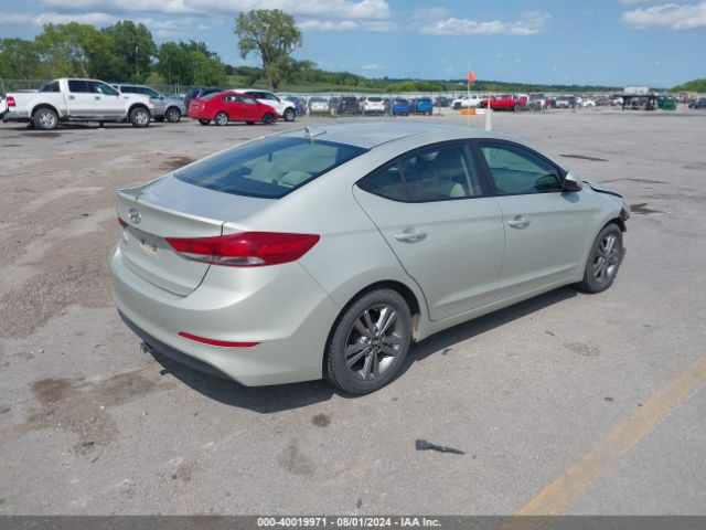 Photo 3 VIN: 5NPD84LFXHH134479 - HYUNDAI ELANTRA 