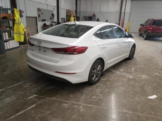 Photo 3 VIN: 5NPD84LFXHH136197 - HYUNDAI ELANTRA SE 