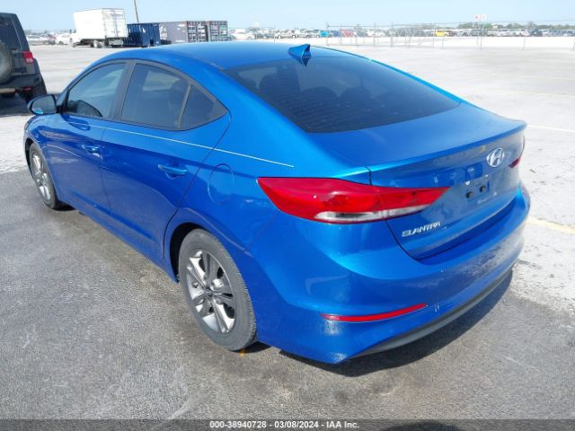 Photo 2 VIN: 5NPD84LFXHH137012 - HYUNDAI ELANTRA 