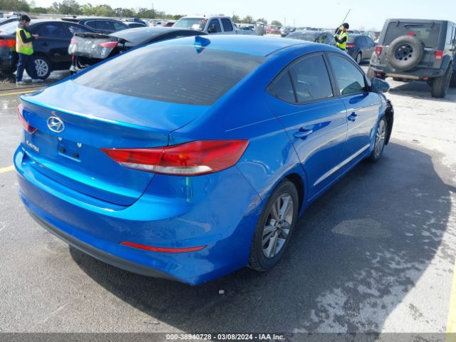 Photo 3 VIN: 5NPD84LFXHH137012 - HYUNDAI ELANTRA 