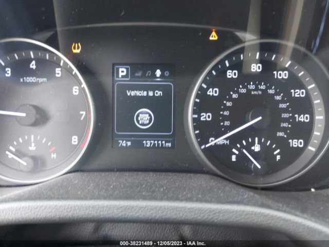 Photo 6 VIN: 5NPD84LFXHH142565 - HYUNDAI ELANTRA 