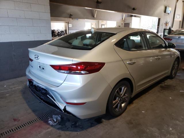 Photo 3 VIN: 5NPD84LFXHH143392 - HYUNDAI ELANTRA SE 