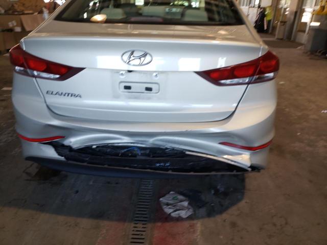 Photo 8 VIN: 5NPD84LFXHH143392 - HYUNDAI ELANTRA SE 