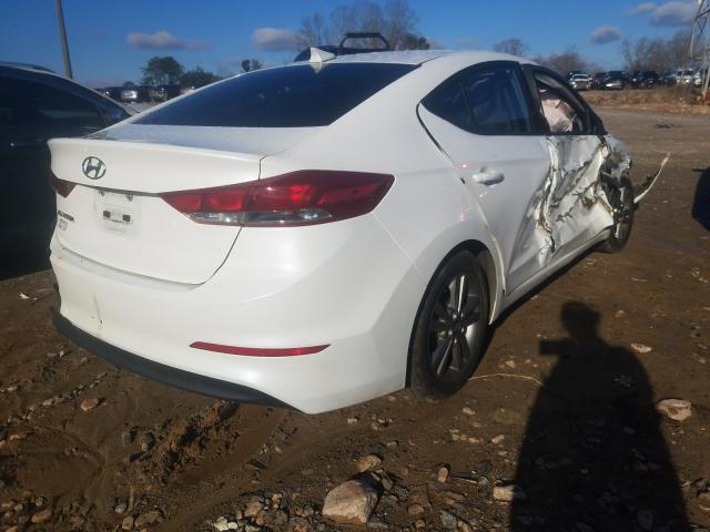 Photo 3 VIN: 5NPD84LFXHH145434 - HYUNDAI ELANTRA SE 