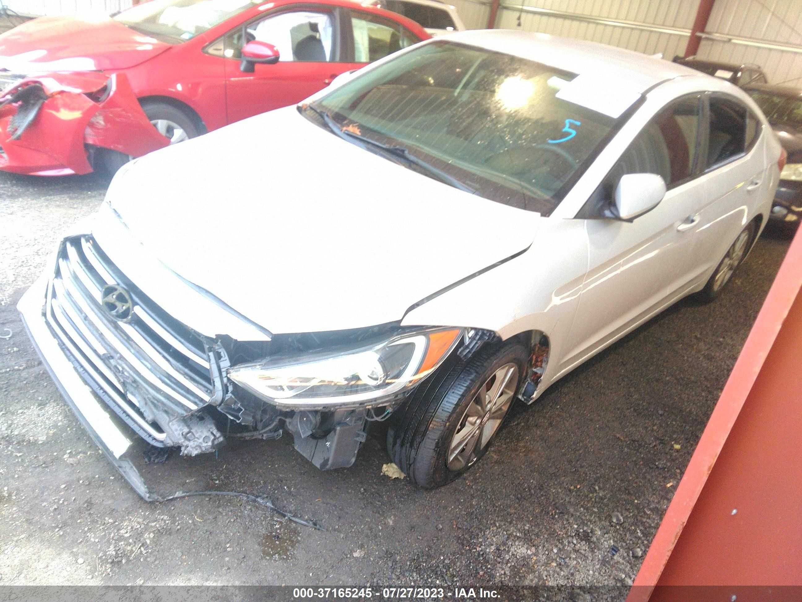 Photo 1 VIN: 5NPD84LFXHH157048 - HYUNDAI ELANTRA 