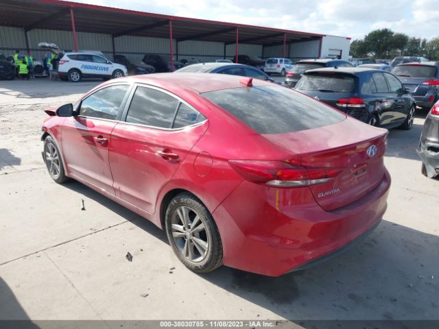 Photo 2 VIN: 5NPD84LFXHH166672 - HYUNDAI ELANTRA 