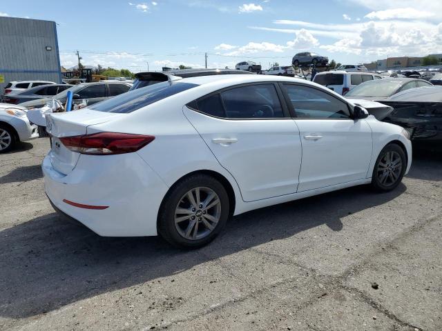 Photo 2 VIN: 5NPD84LFXHH168180 - HYUNDAI ELANTRA SE 