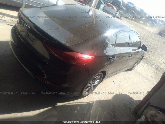 Photo 3 VIN: 5NPD84LFXHH174500 - HYUNDAI ELANTRA 