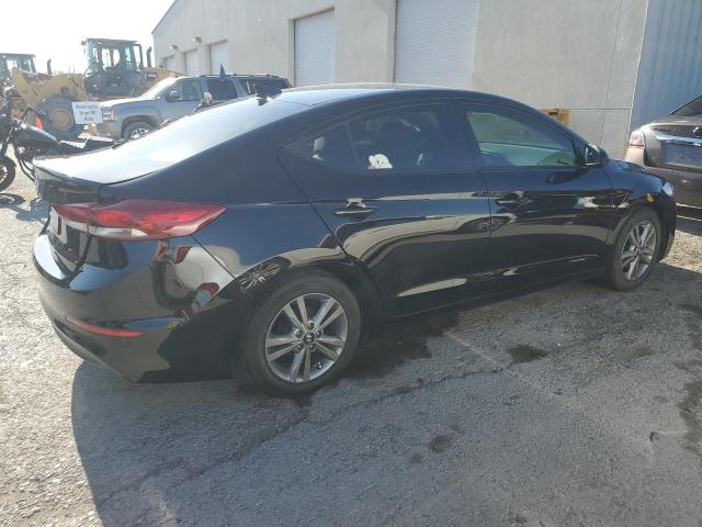 Photo 2 VIN: 5NPD84LFXHH178997 - HYUNDAI ELANTRA 