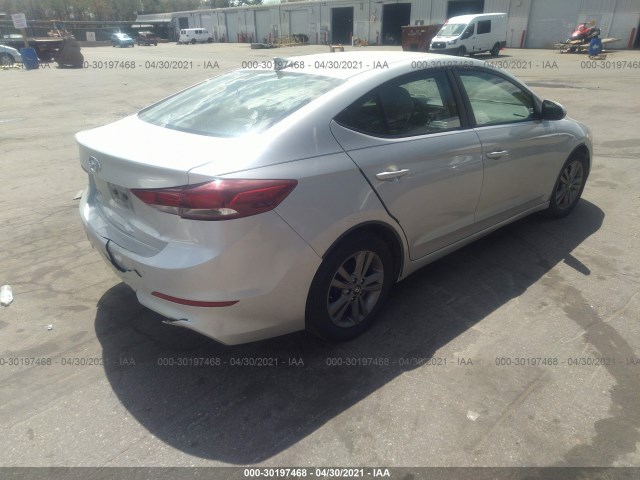 Photo 3 VIN: 5NPD84LFXHH186307 - HYUNDAI ELANTRA 